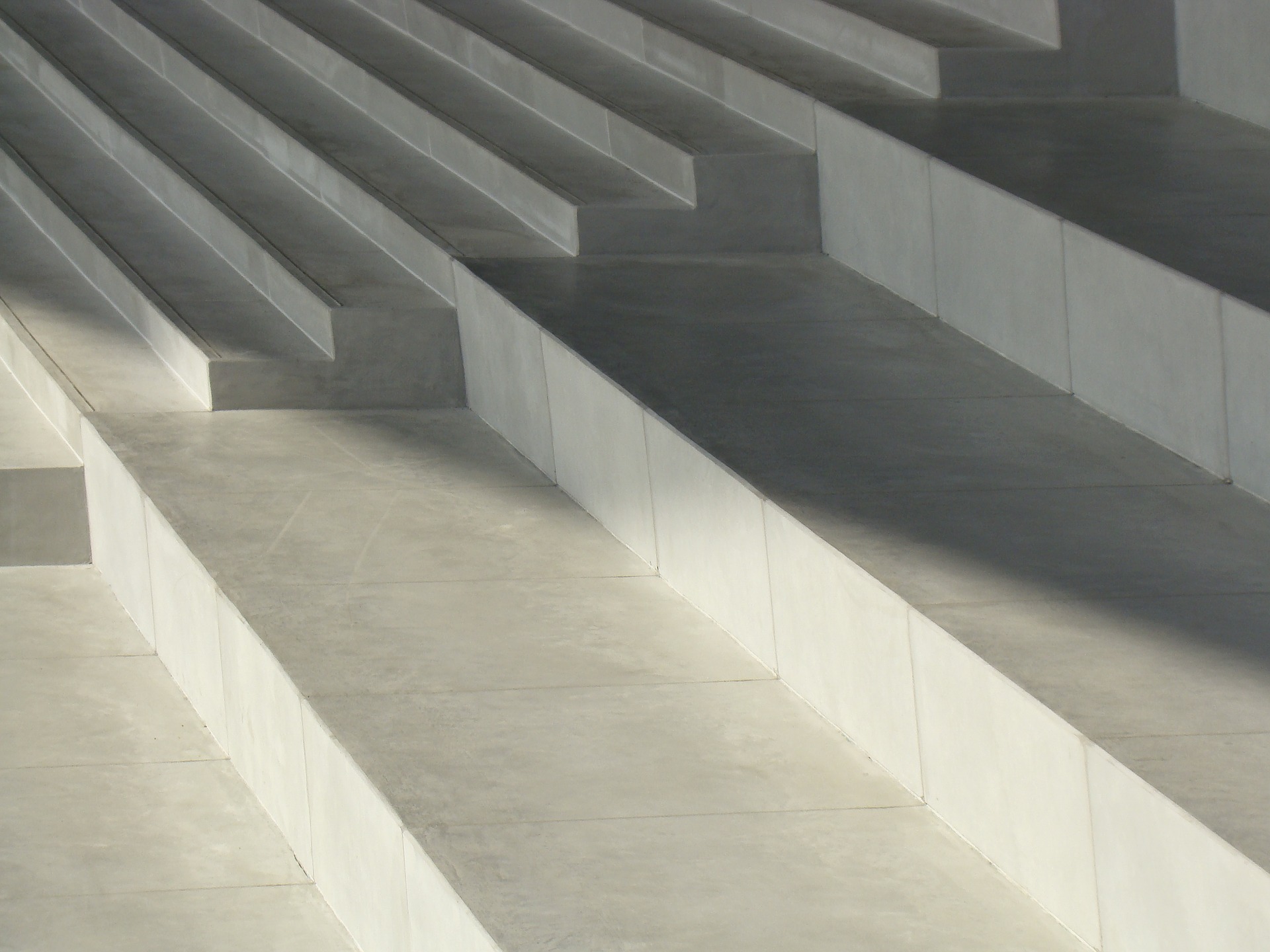 Pourquoi choisir le béton pour un escalier ? Strasbourg