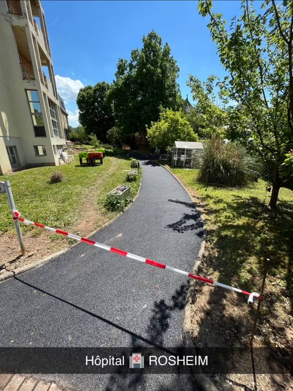 Chantier hôpital de rosheim / Ehpad rosheim / maison de retraite rosheim / terrassement / assainissement / macadam / enrobé Lingolsheim